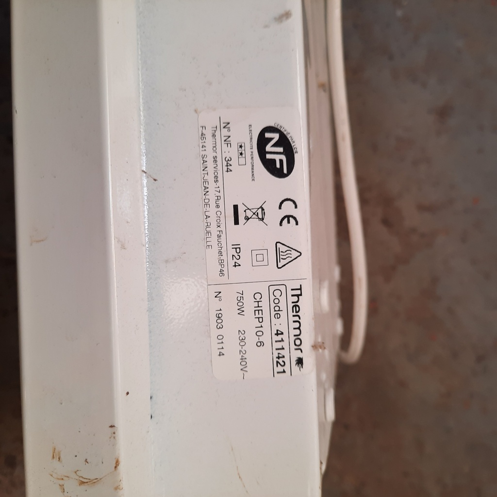 Radiateur Electrique 750W - 45 x 37cm