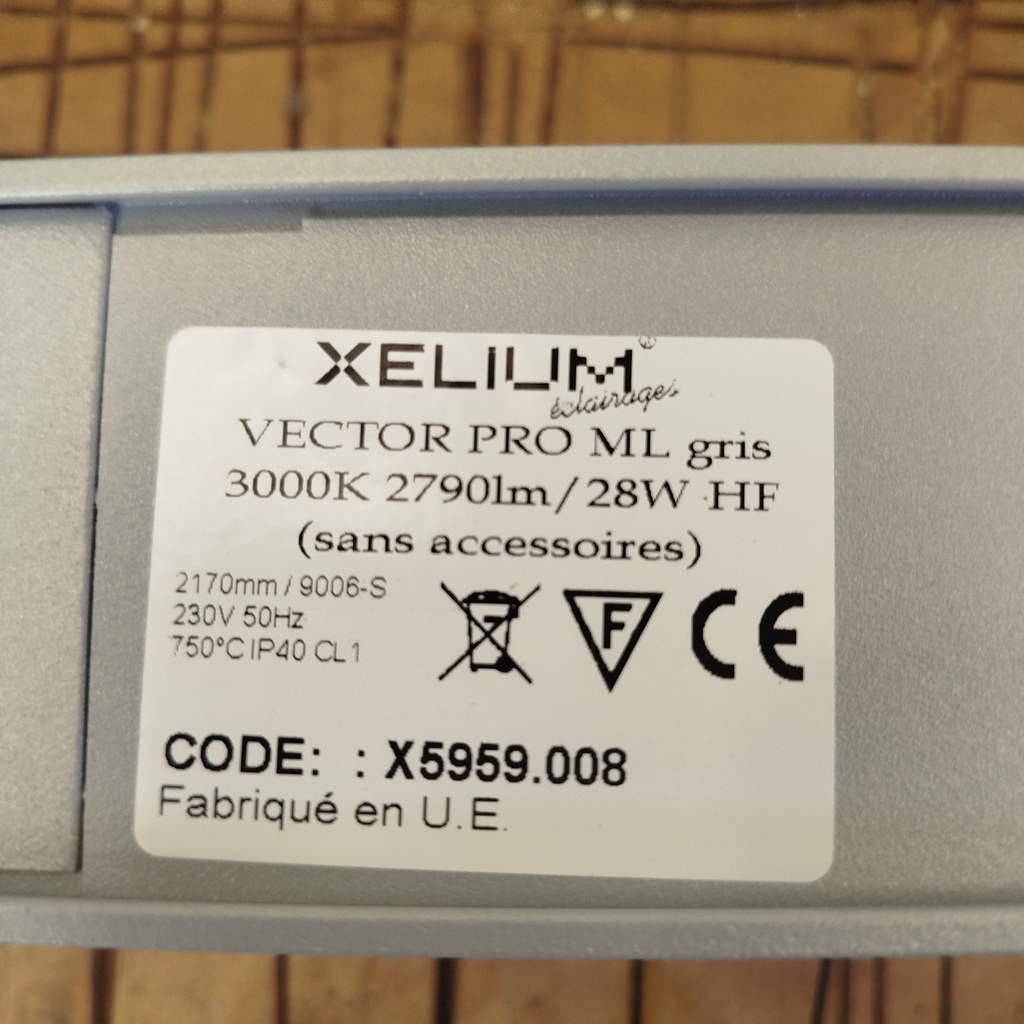 Réglette Aluminium LED Dimmable 21W IP20 - 164 x 8 x 6cm