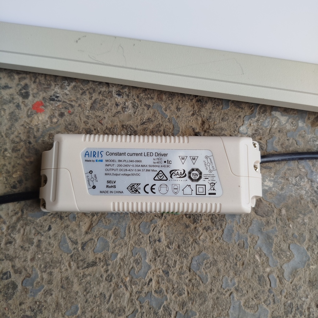 Dalle LED 36W IP44 - 120 x 30 x 0,11 cm  