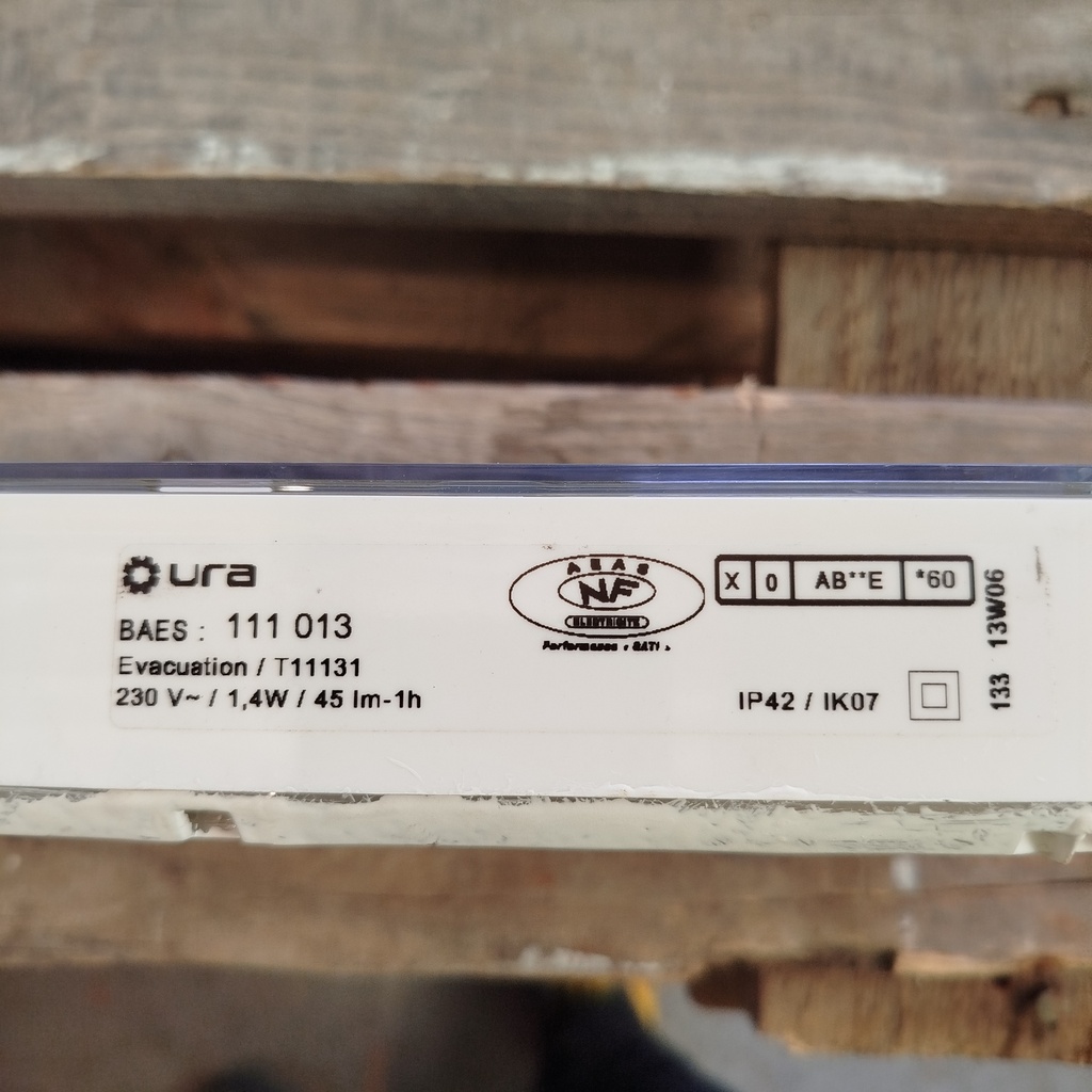 BAES LED IP42 - 21 x 11 x 4cm