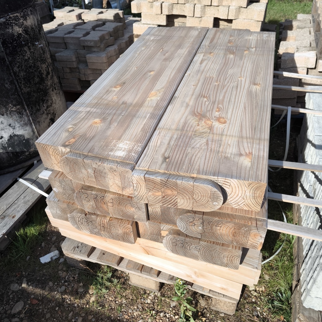 Préau Bois Massif + Poteaux Acier Galvanisé - 468m² - 60 x 6m + 18 x 6m