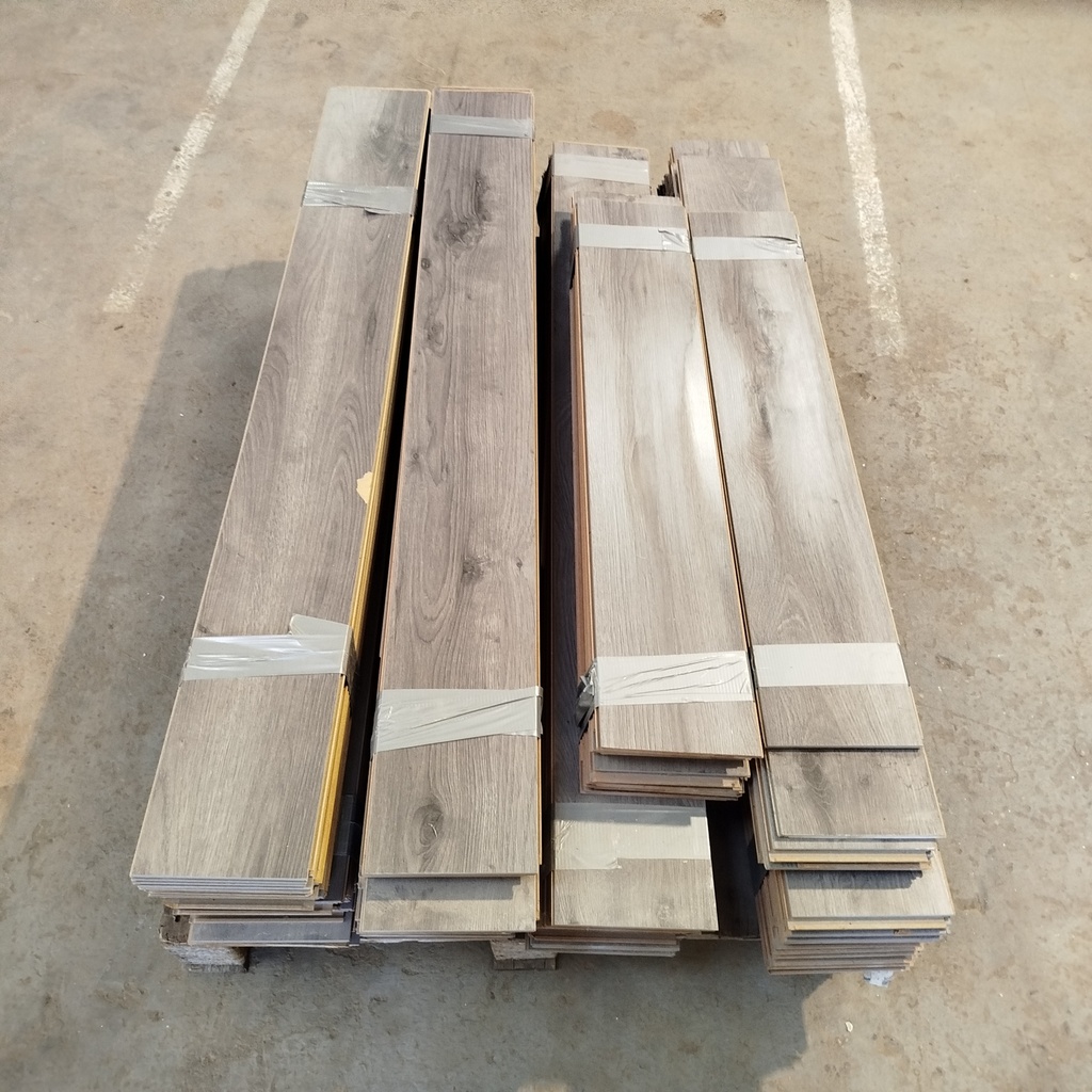 Lot Parquet Stratifié Gris - 12.5m²