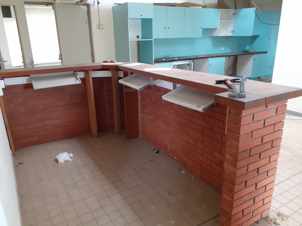 Bar Briques Rouge En Terre Cuite - 280 x 180 x 100cm