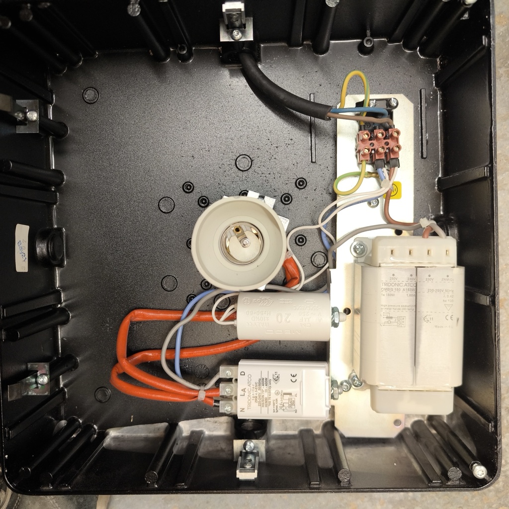 Luminaire Extérieur 150W