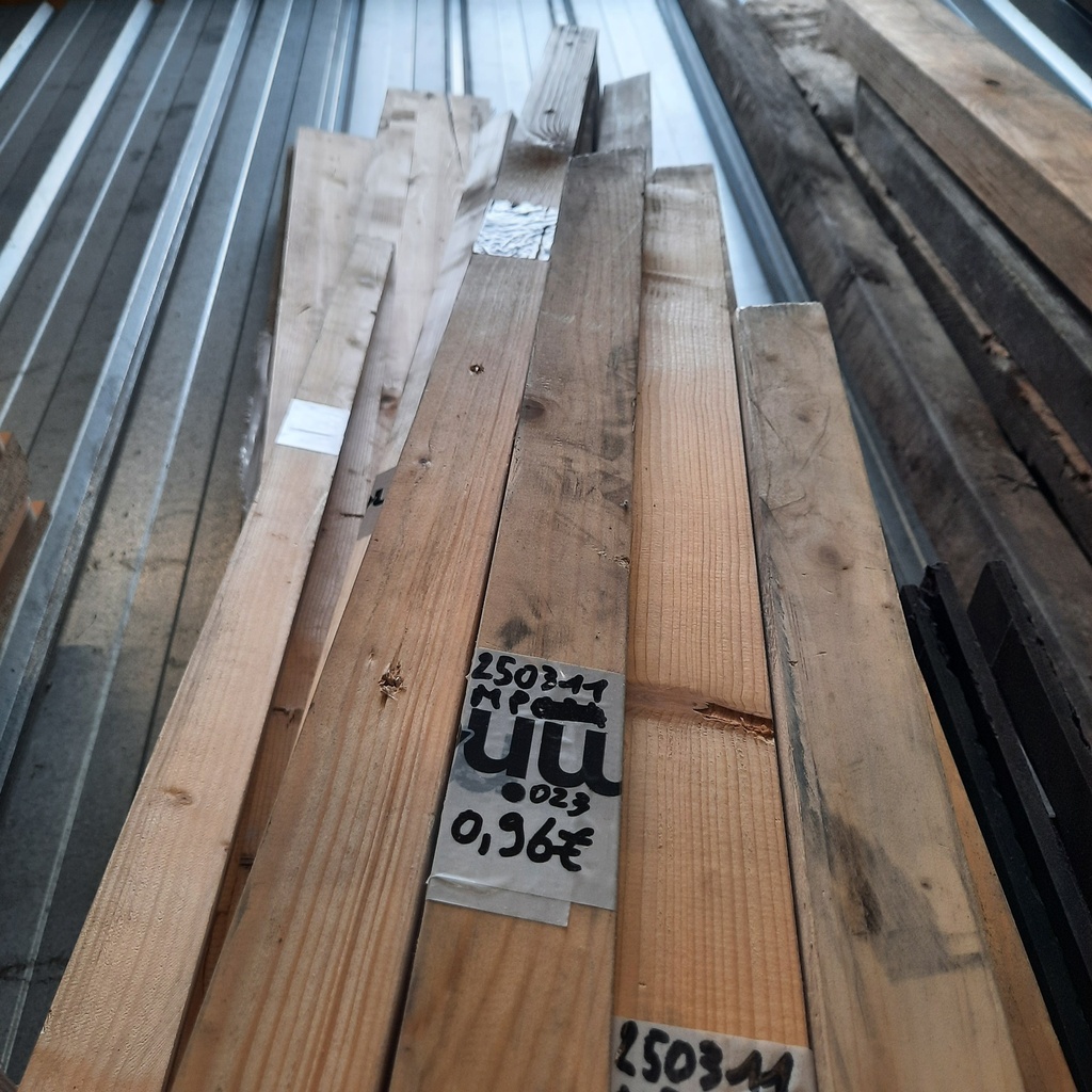 Tasseau Sapin - 143.5x4.5x4.5cm