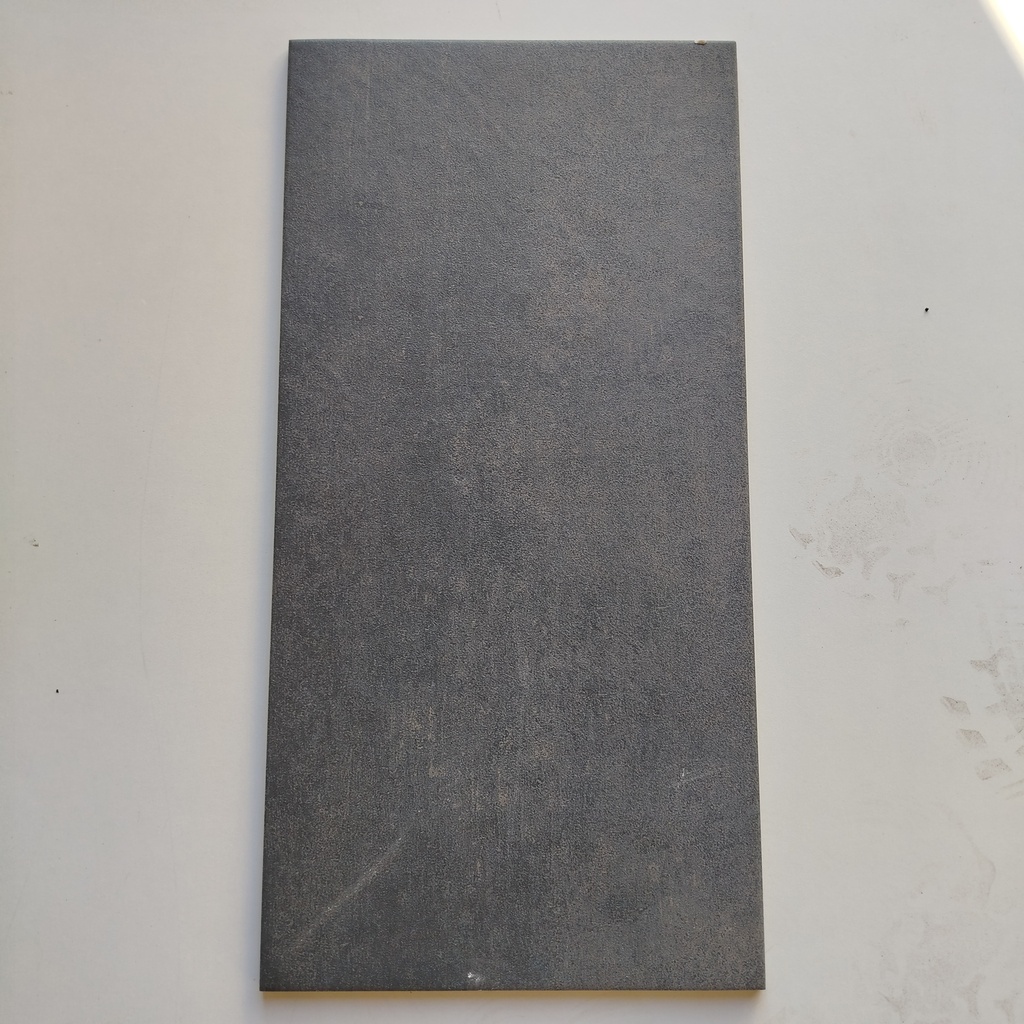 Lot Carrelage - 10.8m² - 60 x 30 x 0.9cm