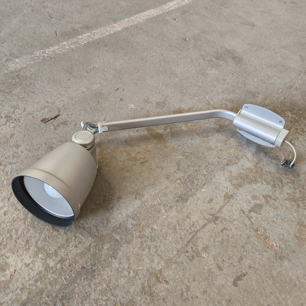 Lampe En Applique Grise