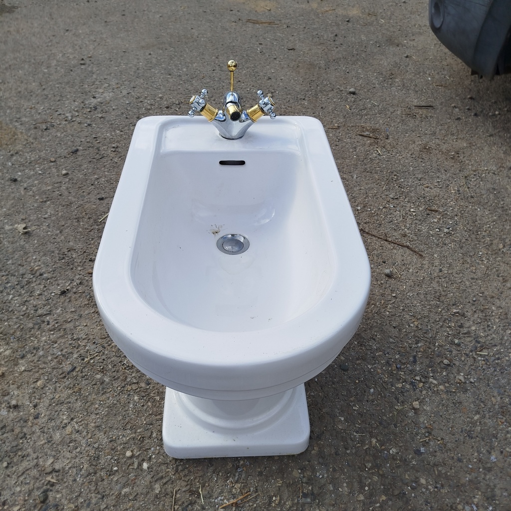 Bidet - 53 x 39 x 37cm 