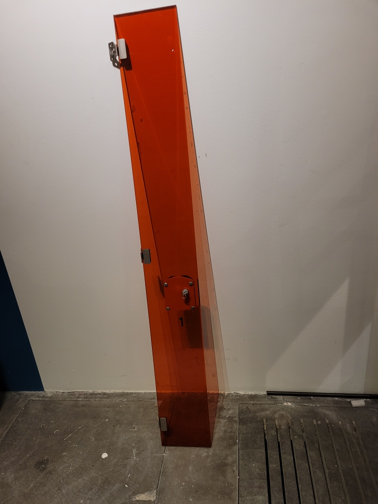 Porte Consigne Plexiglas - 155.5x19.5cm