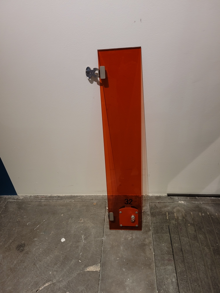 Porte Consigne Plexiglas - 101.5 x 19.5cm