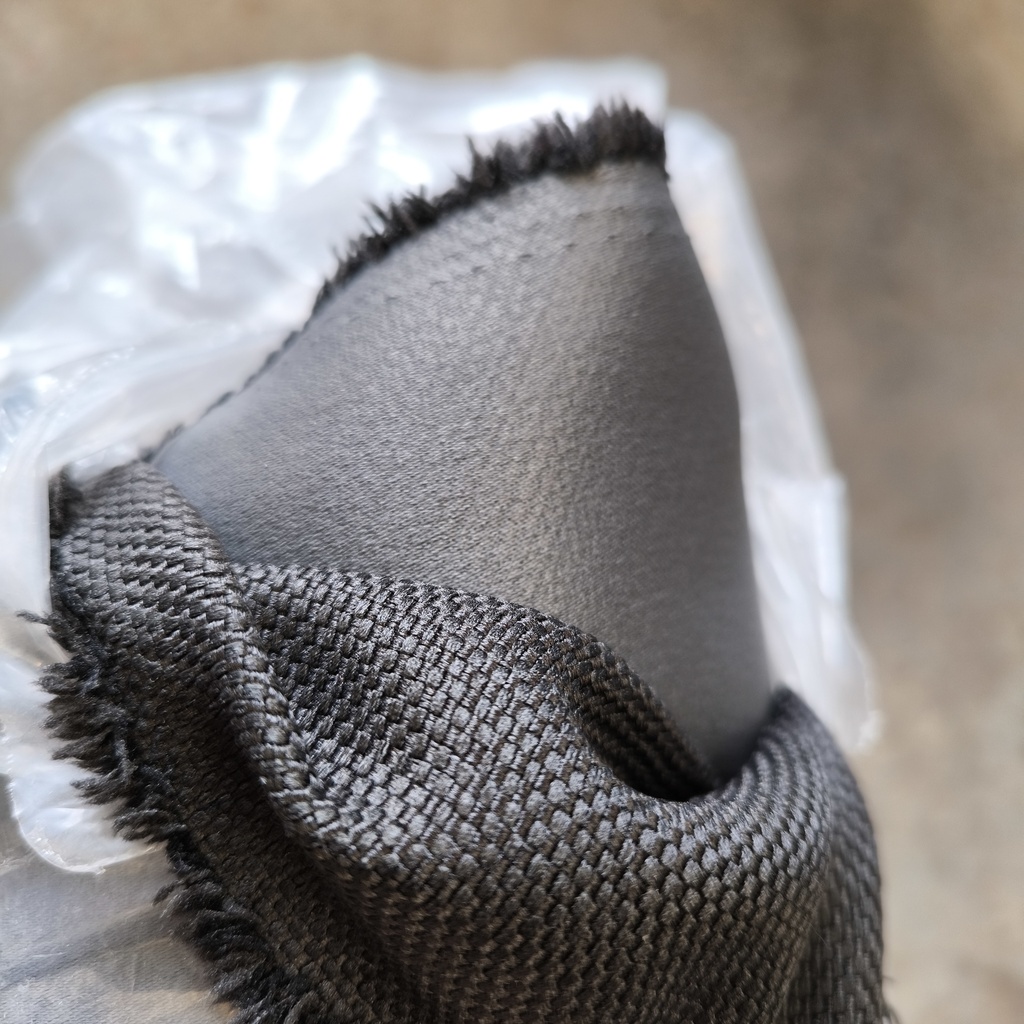 Tissu Doublé + Maillage Noir - 3m