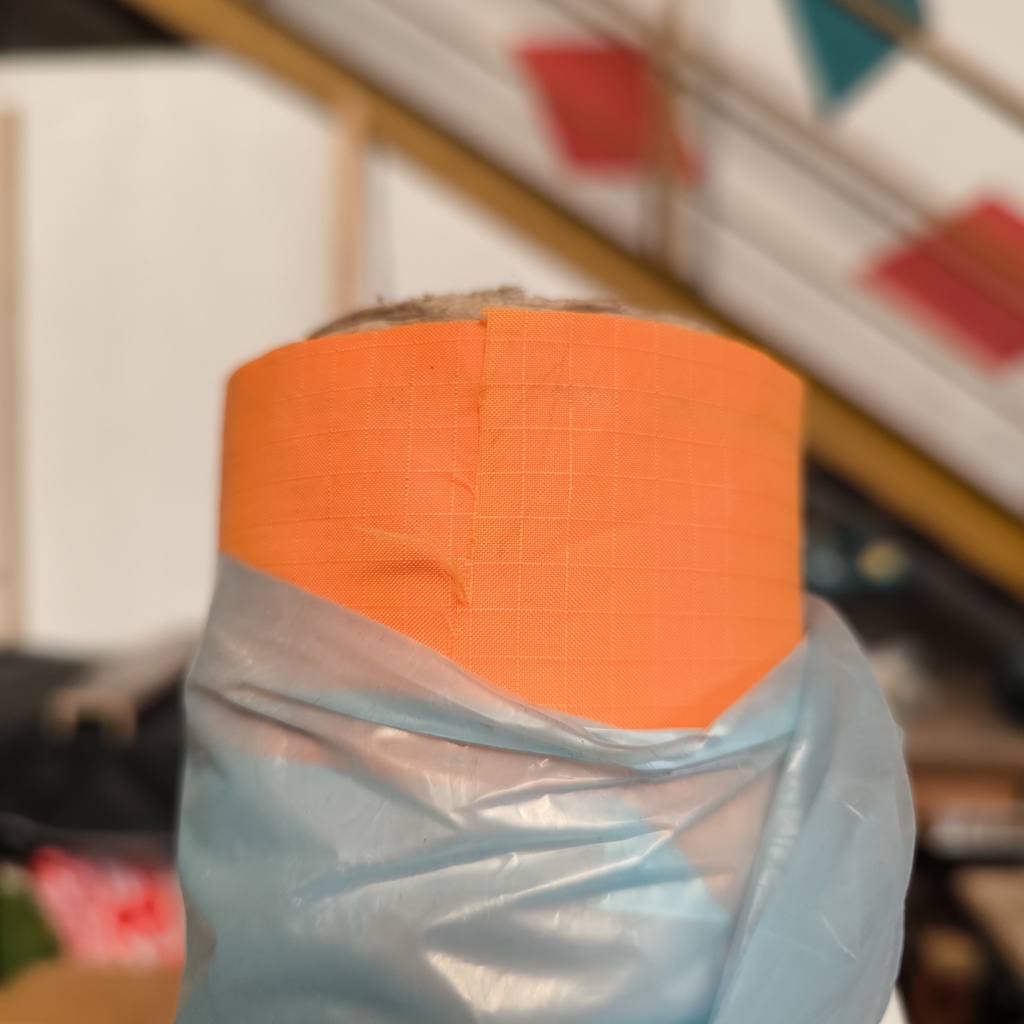 Tissu Toile Plastique Orange - 1.6m