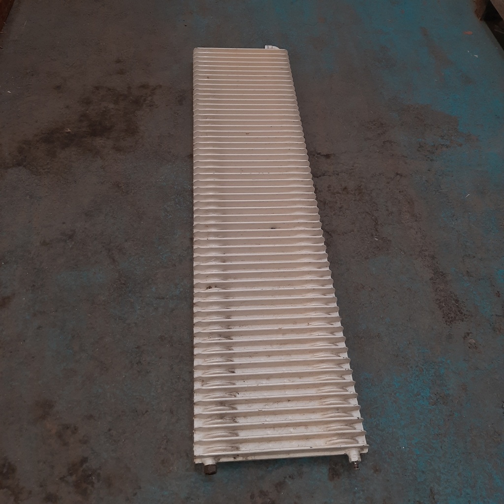 Radiateur A Eau - 162.5 x 40 x 6.5cm