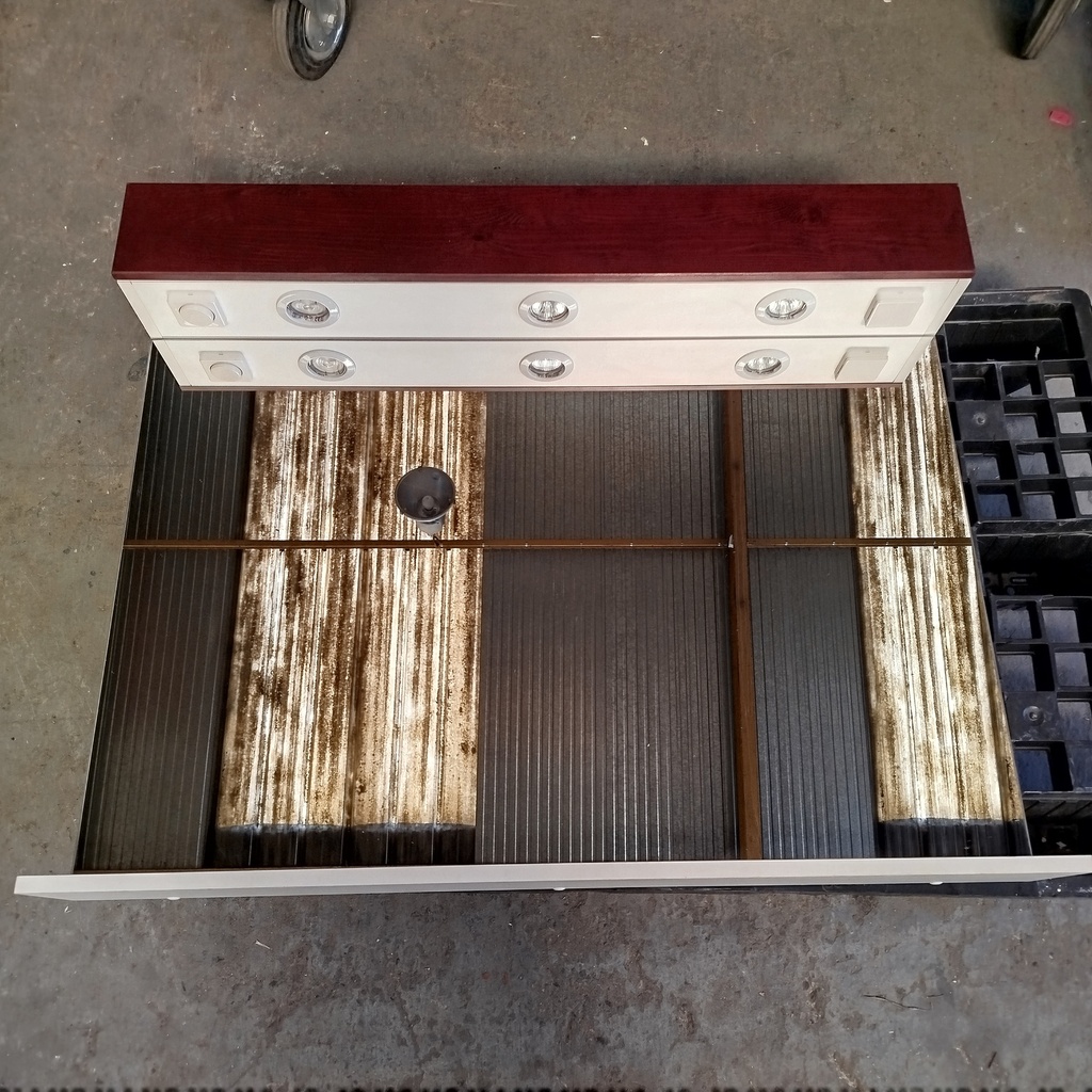 Meuble Miroir + Luminaire + Prise - 105 x 84 x 14cm