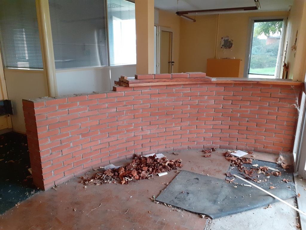 Bar Briques Rouge En Terre Cuite - 340 x 97 x 80cm