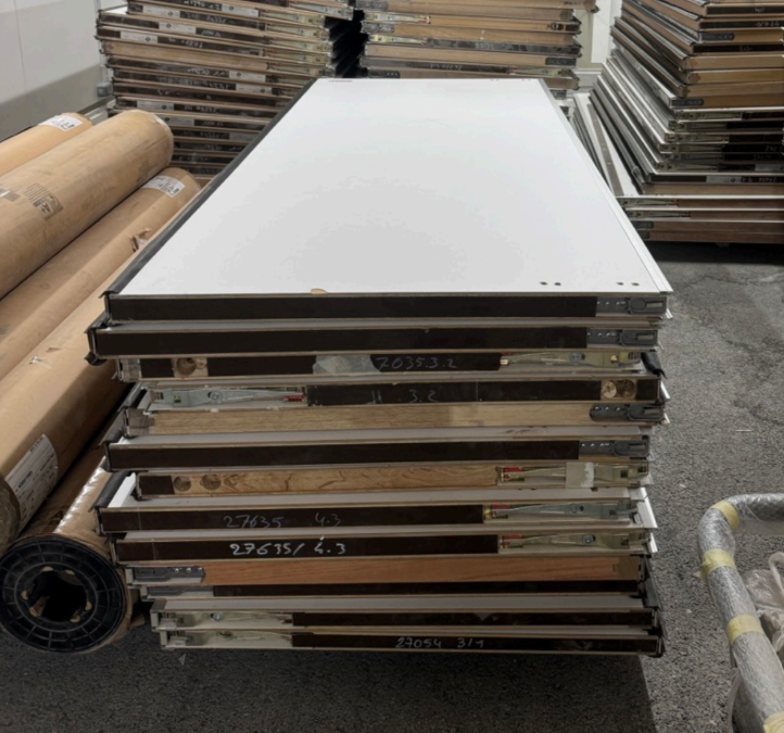 Lot Portes MALERBA 2 Vantaux - 2300 x 1860 x 53mm