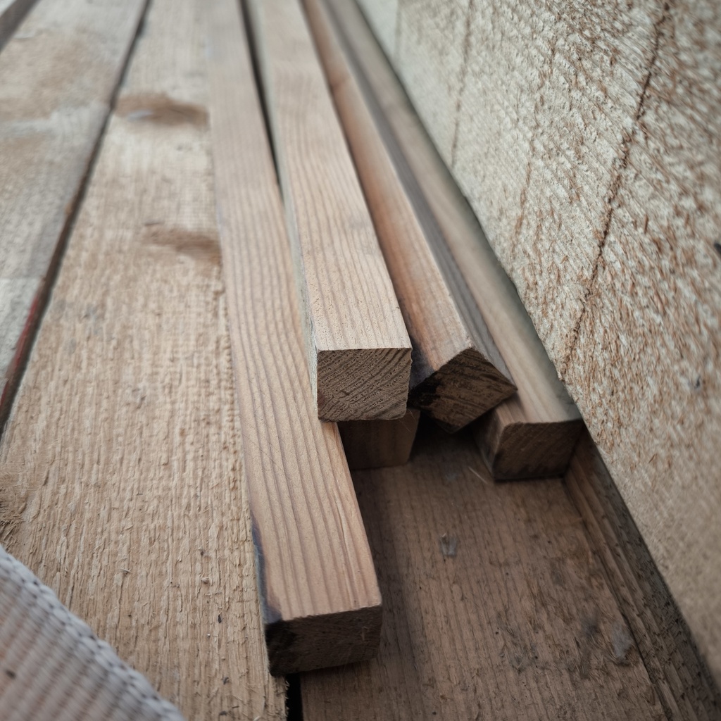 Tasseaux Bois Massif - 1700 x 30 x 30mm