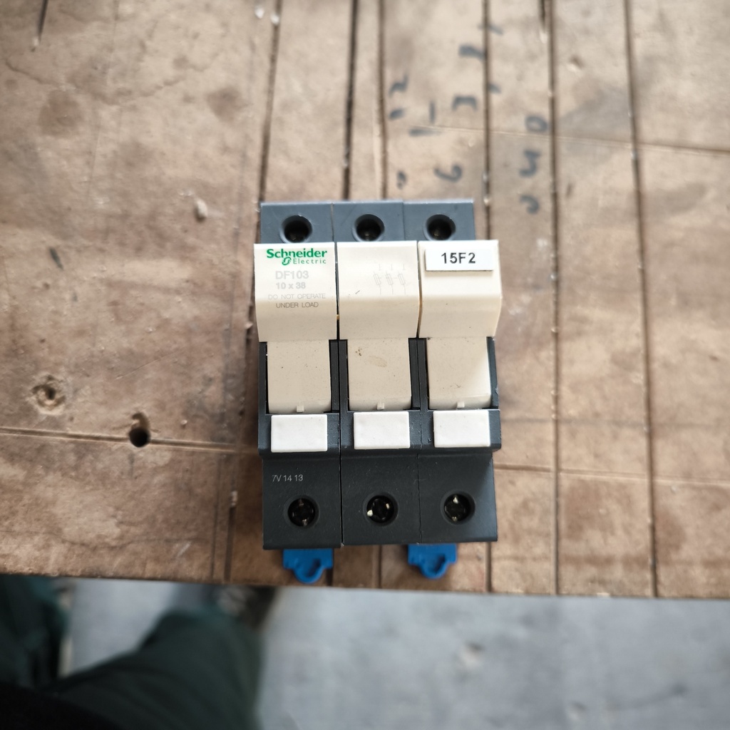 Porte Fusible 32A DF103 SCHNEIDER 