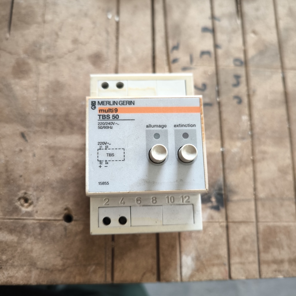 Télécommande BAES MERLIN GERIN