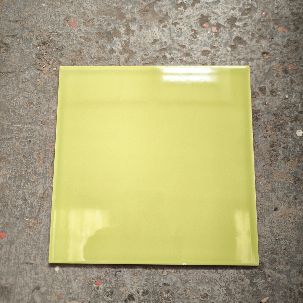 Lot Faïence Vert Pomme - 2.2m² - 200 x 200 x 6mm