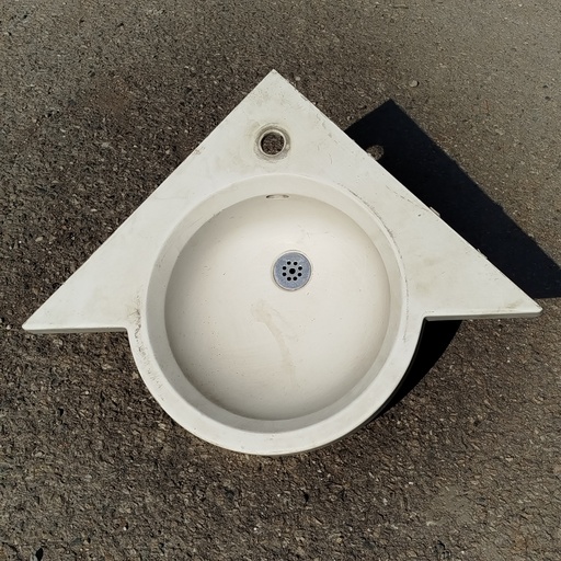 [250327ARHM045] Vasque Composite - 54 x 54 x 21cm