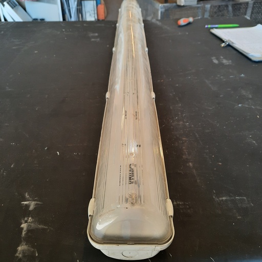 [250708BOBDEM009] Luminaire Tube Etanche 36W IP65 - 126 x 10cm