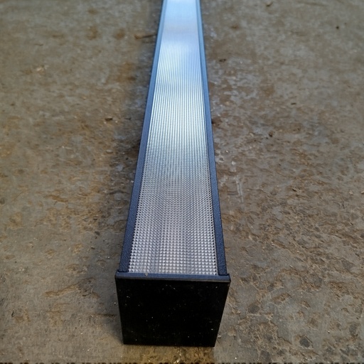 Réglette Aluminium LED Dimmable 28W IP40 - 217 x 8 x 6cm