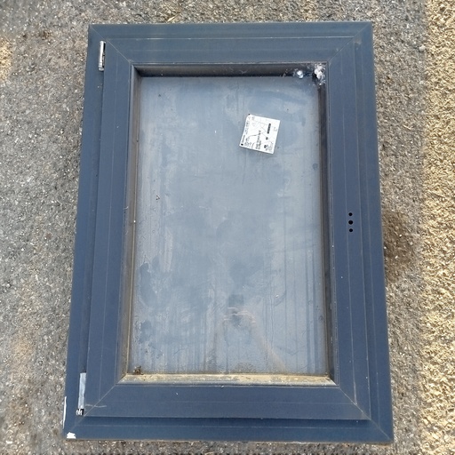[250807PGI001] Fenêtre PVC Grise Oscillo-Battante - 1112 x 792 x 110mm