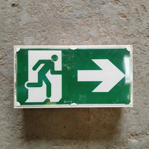 [250918CAV021] BAES LED IP42 - 21 x 11 x 4cm