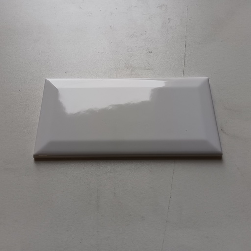 [250926FID017] Lot Faïence - 1.9m² - 15 x 7.5 x 0.5cm