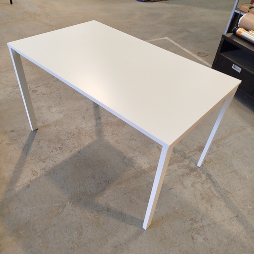[260123TBR005] Table Blanche - 125 x 75 x 74cm