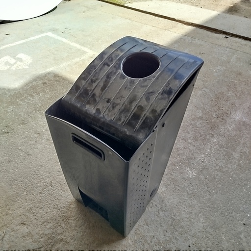 [260326CAG003] Poubelle PVC Noire 25L - 50 x 30 x 25cm