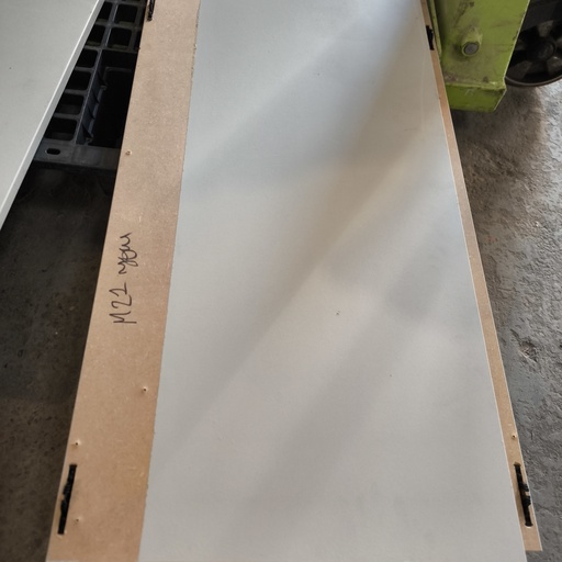 [260624LUG003] Panneau MDF (medium) - 1770 x 510 x 19mm