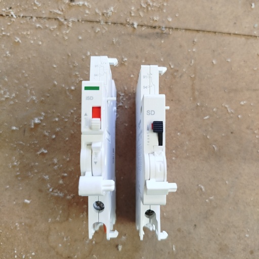 [260626EGC015] Contact Signal Défaut SCHNEIDER