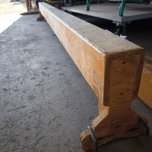 Poutre D'Equilibre En Bois