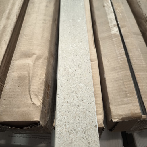 [261014CAR028] Lot Plinthe Carrelage - 59.5mL - 1190 x 70 x 9mm