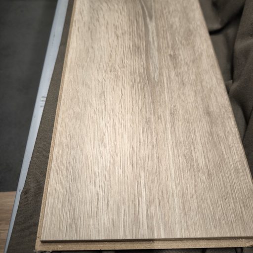[261014CAR030] Lot Parquet Stratifié - 4.3m² - 1288 x 195 x 8mm