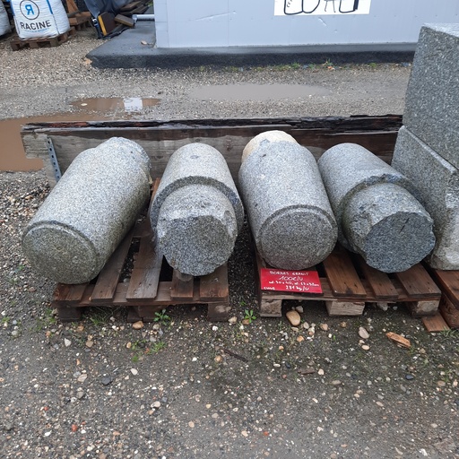 [4941] Borne Granit - 90  x 40cm