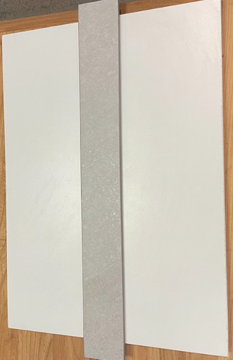 [250121DEMAT015] Plinthes Carrelage Blanc Cassé Prix Libre - 2.38mL - 59.8 x 7.3 x 0.9cm