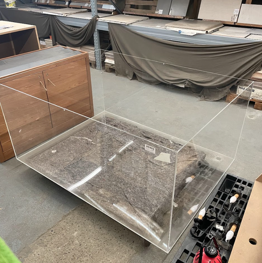 [4545] Cloche Vitrine Plexiglas - 155x115x72cm